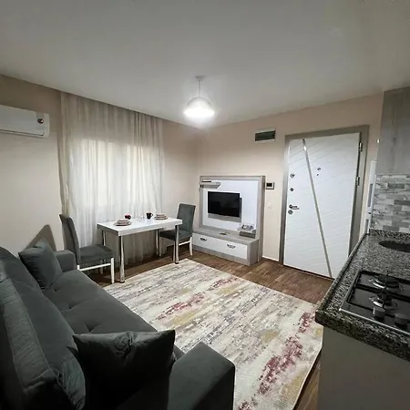 דירה Giris Kat,merkezi Konum, Alisveris Merkezi Karsisi'3'